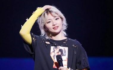 毒蘑菇吉他谱_周笔畅_C调指法原版弹唱谱_图片六线谱