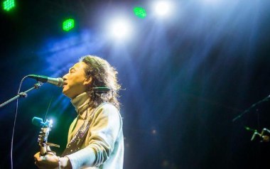 火车开往落日吉他谱_赵照_G调扫弦版弹唱谱_图片六线谱