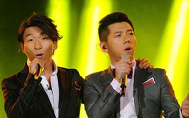 哪一站吉他谱_羽泉_C调指法原版弹唱谱_图片六线谱