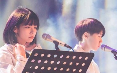 秋又来了吉他谱_房东的猫_G调指法简单版_图片六线谱