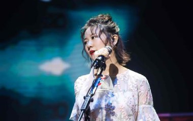 一棵会开花的树吉他谱_谢春花_C调指法_图片六线谱