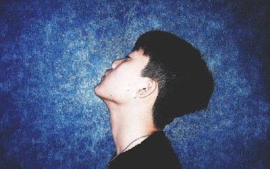 迷人的危险吉他谱_尚士达_G调指法弹唱谱_图片六线谱
