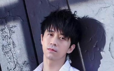 第一次吉他谱_光良_A调指法原版弹唱谱_图片六线谱