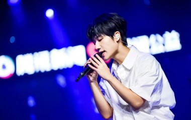 天空之城吉他谱_蒋敦豪_A调指法原版吉他谱_吉他弹唱教学