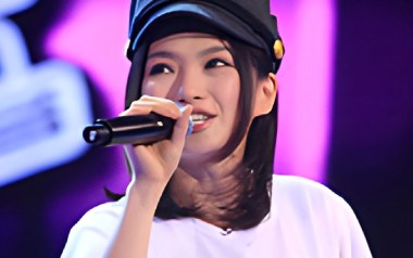 爱要坦荡荡吉他谱_丁丁_E调指法原版弹唱谱_图片六线谱